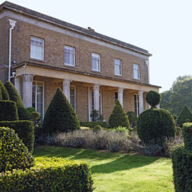 Discover our lovely shoot location, Hampton Park